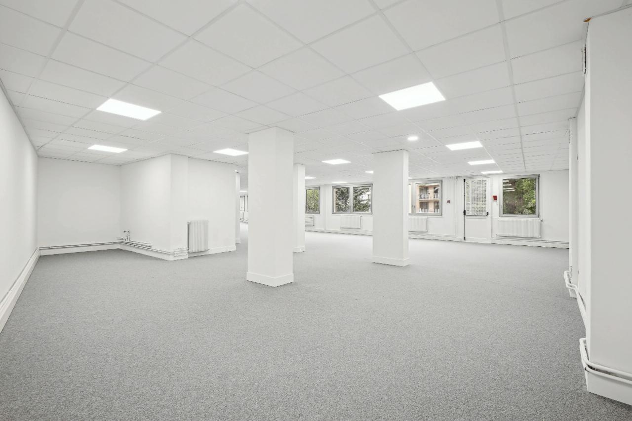 Bureau Paris 2327m² Vente bureau Paris OVBUR2419994 3
